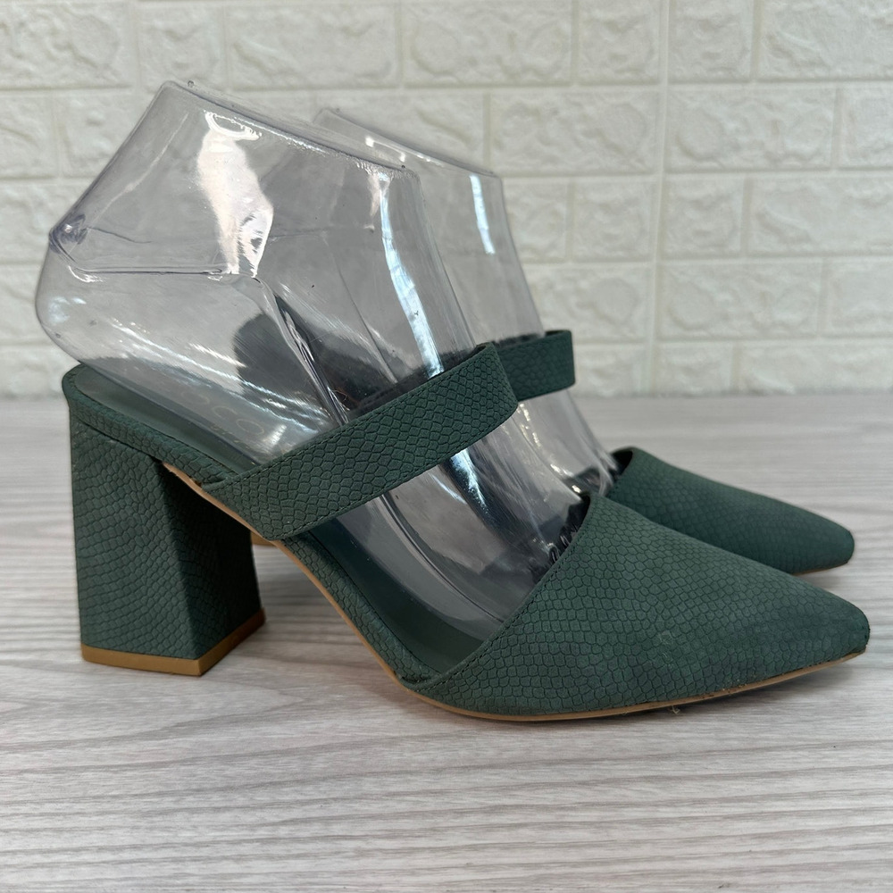 Coconuts by Matisse Sandals 6M Riley Pointed Toe Block Heel Slip-on Mules Green